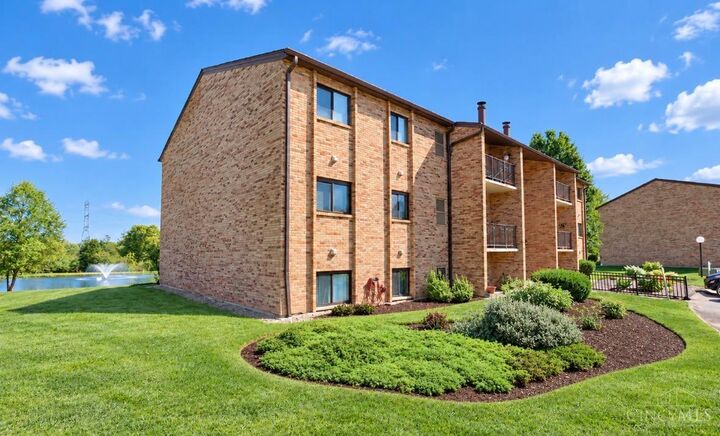 Property Photo: 547 Davis Road OH 45255