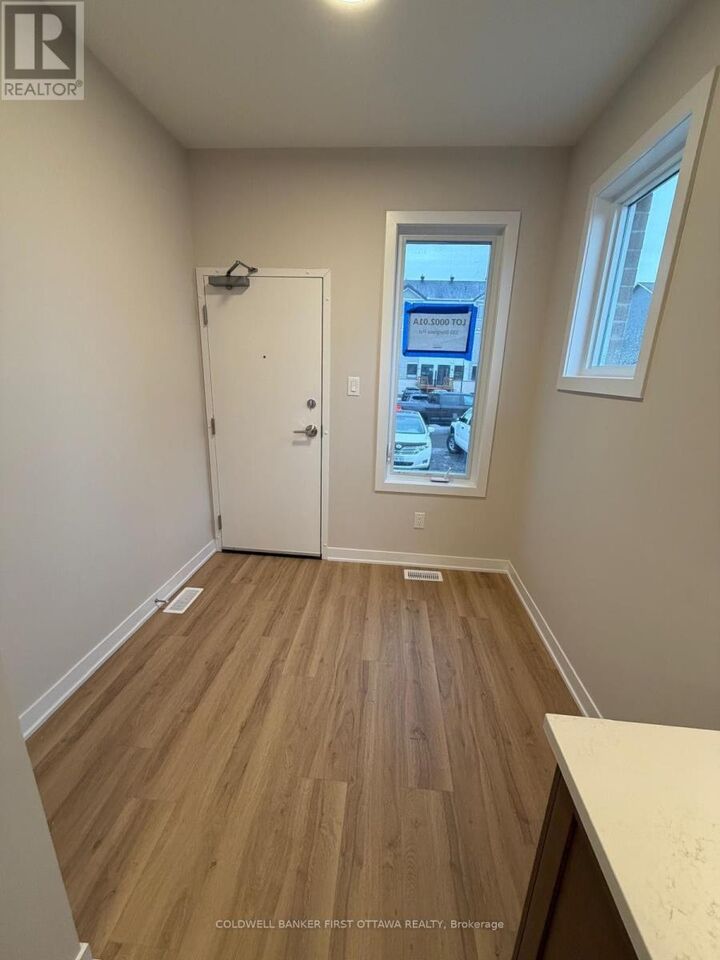 Property Photo: 330 Stargrass Private ON K2J 6R8