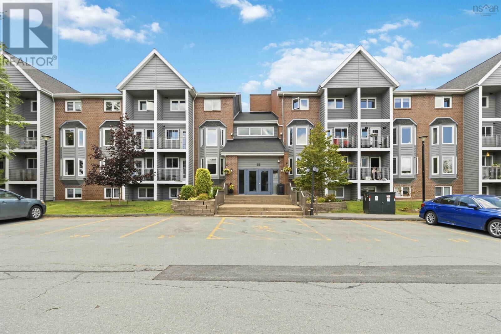 Property Photo:  15 Knightsridge Drive 303  NS B3M 3S9 