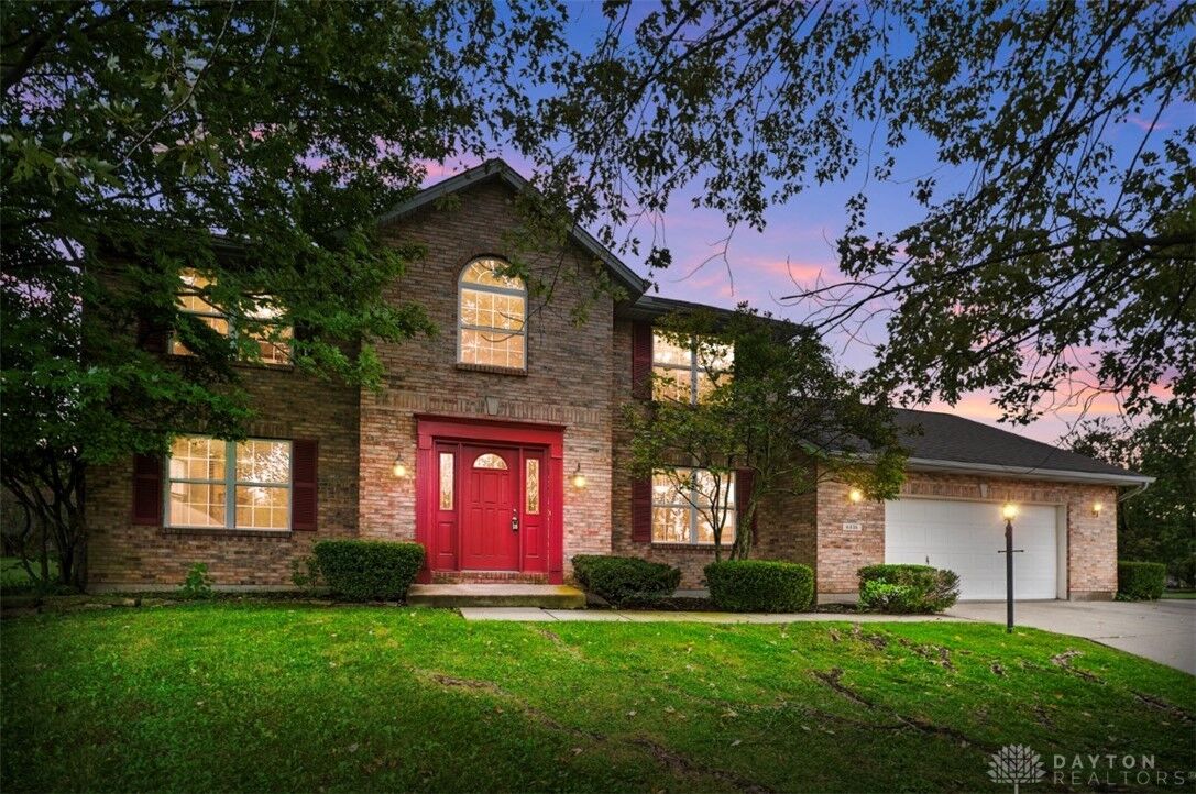 Property Photo: 6816 Kings River Court OH 45044