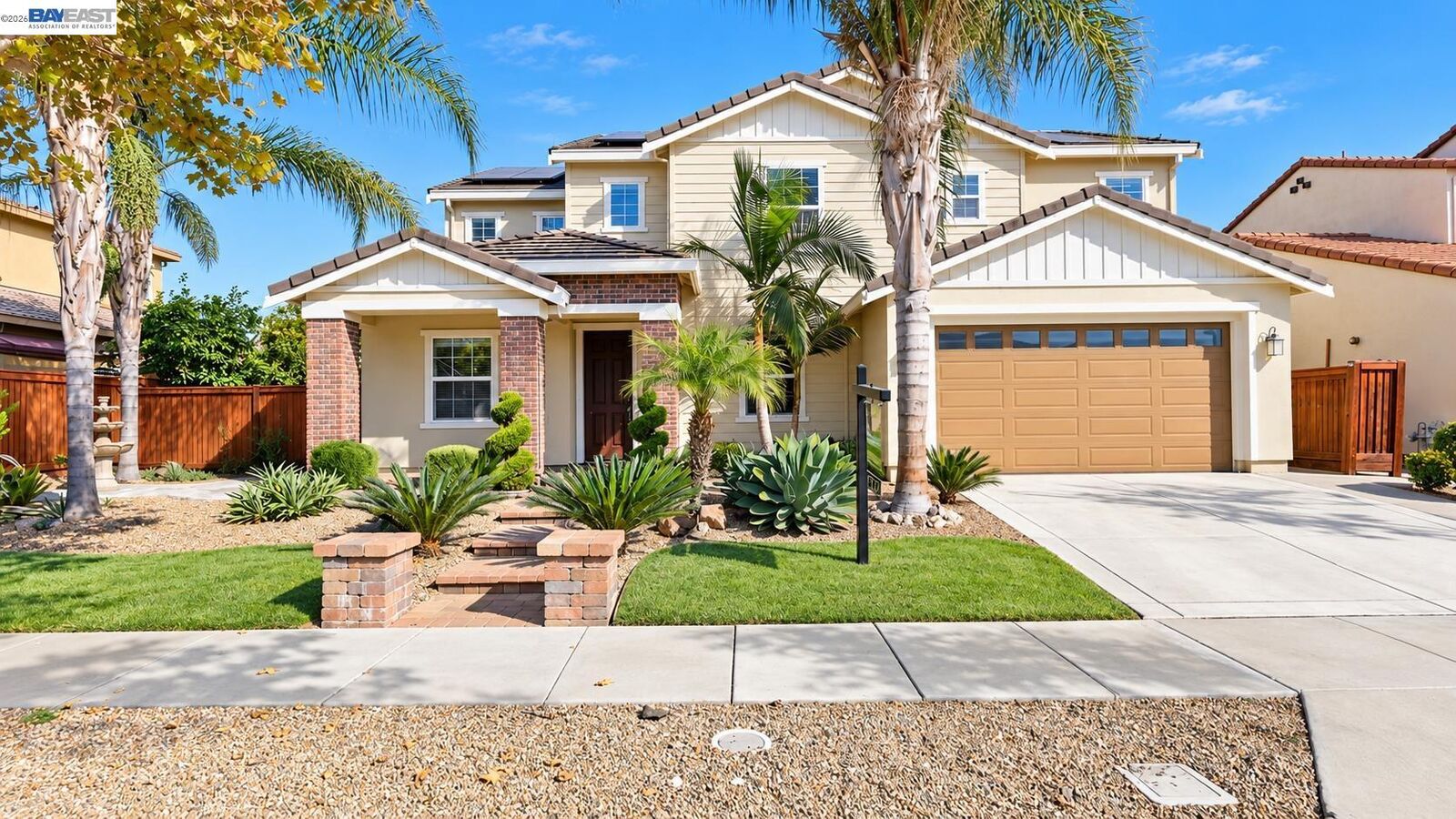 Property Photo: 565 Fallsburg Court CA 94513