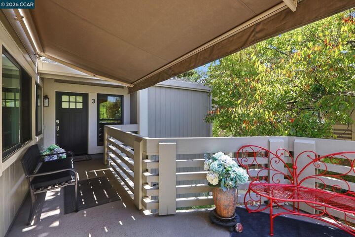 Property Photo:  638 Terra California Dr 3  CA 94595 