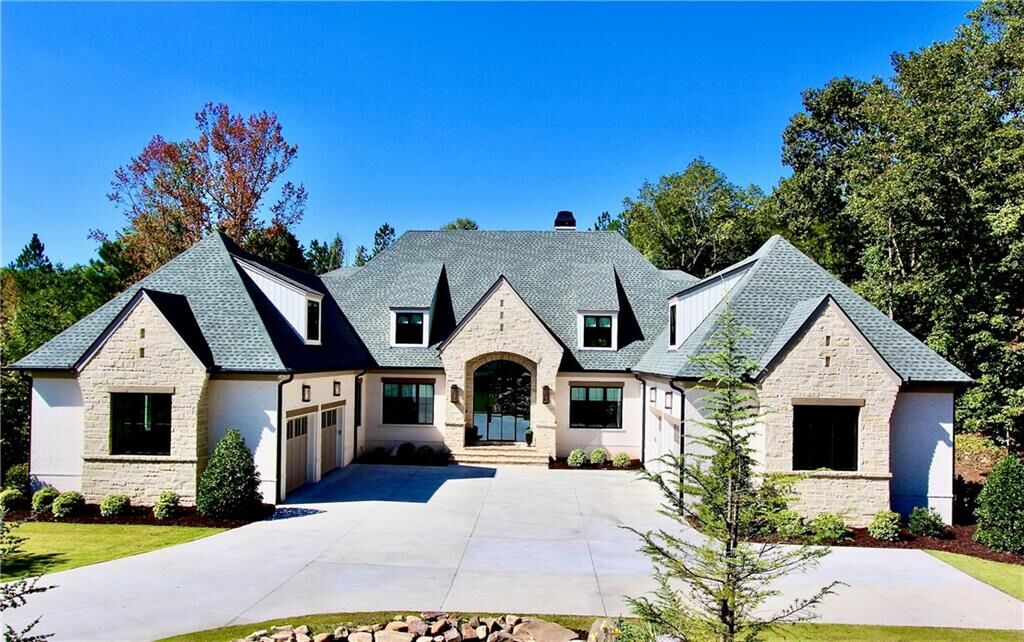Property Photo: 10235 Cedar Ridge Drive GA 30004