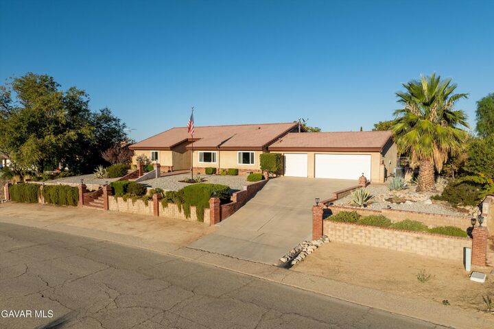 Property Photo: 32026 E 163rd Street CA 93544