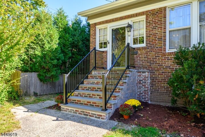 Property Photo:  52 Orchard Rd  NJ 07040 