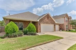 Property Photo:  2013 Troon Drive  TX 77571 