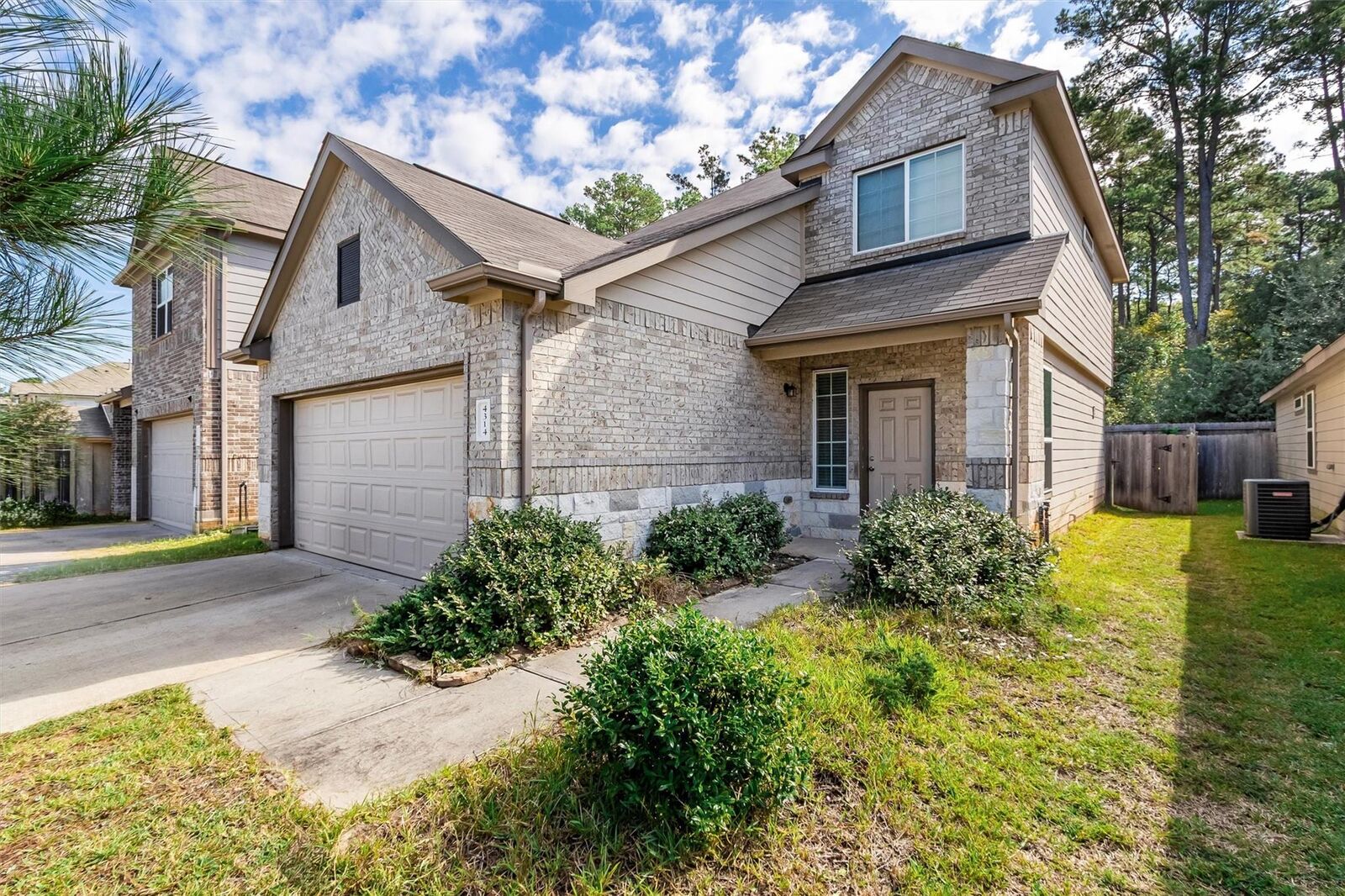 Property Photo:  4314 McGregor Bluff Lane  TX 77304 