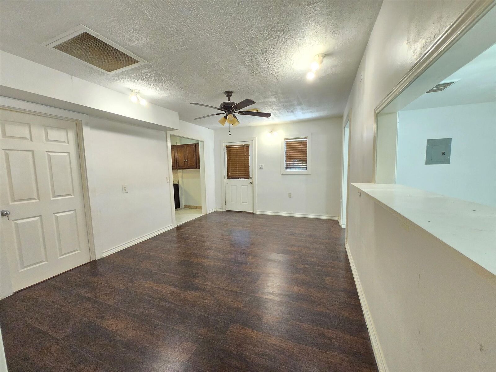Property Photo:  9621 Sweetwater Lane  TX 77037 