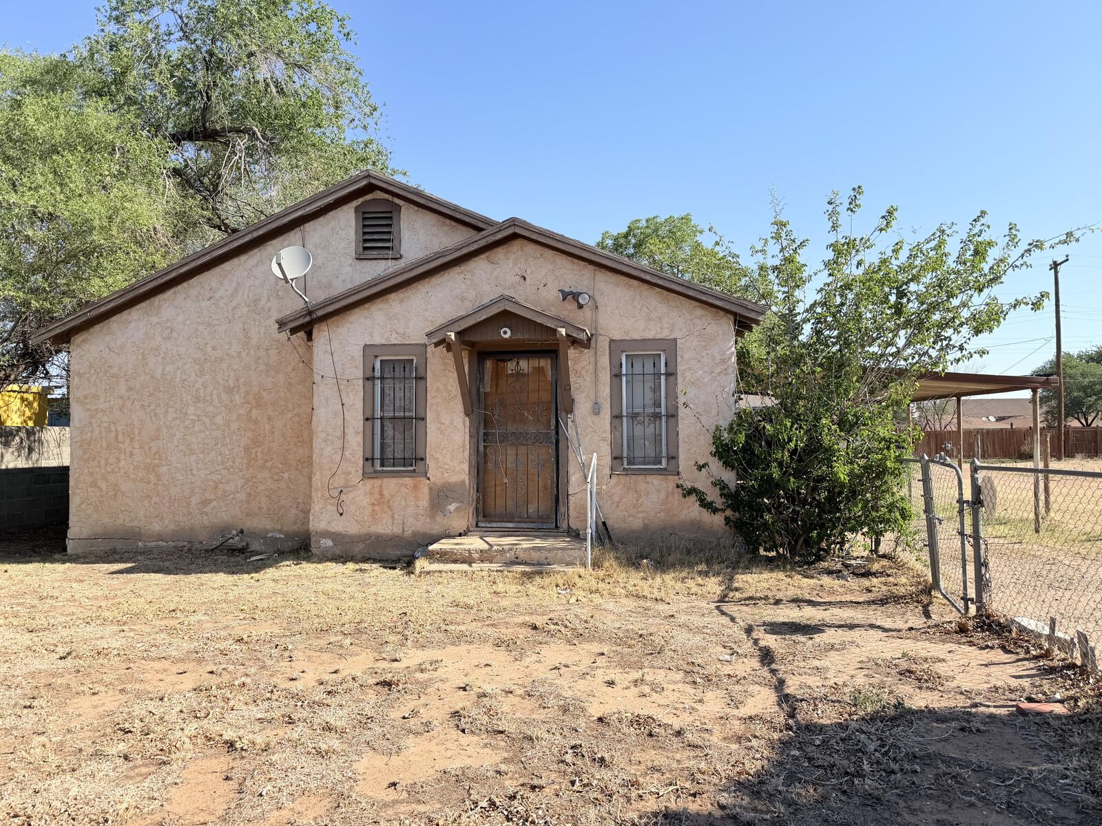 Property Photo:  1612 46th Street  TX 79412 