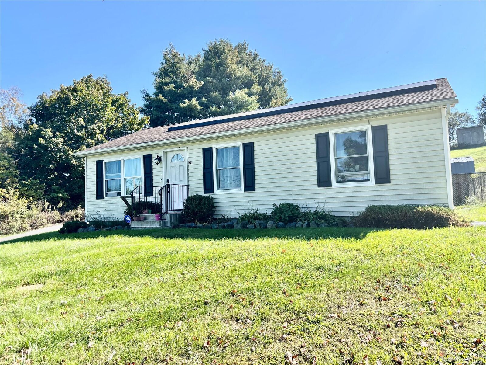Property Photo:  894 Pulaski Highway  NY 10924 