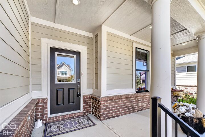 Property Photo:  1405 Lake Haven Lane  IN 46074 