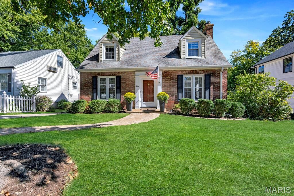Property Photo:  130 N Holmes Avenue  MO 63122 