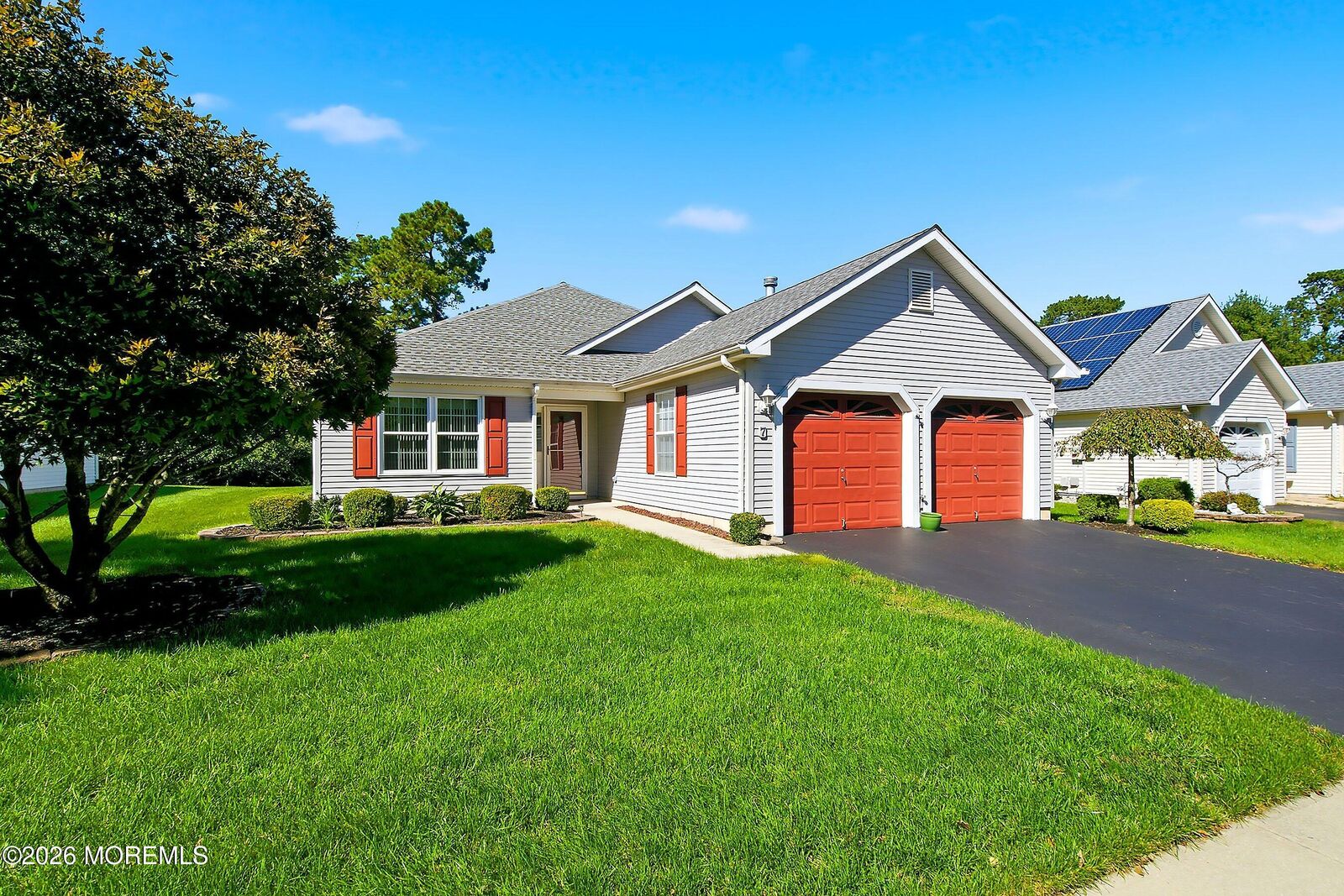 Property Photo:  7 Meadows Lane  NJ 08759 