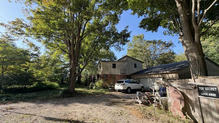 Property Photo:  360 N Maple Street  MI 49453 