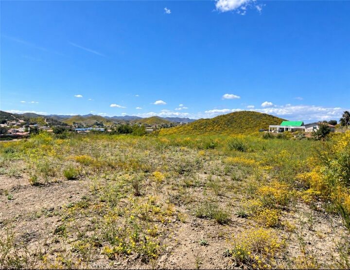 Property Photo:  24000 Beverley Drive  CA 92587 
