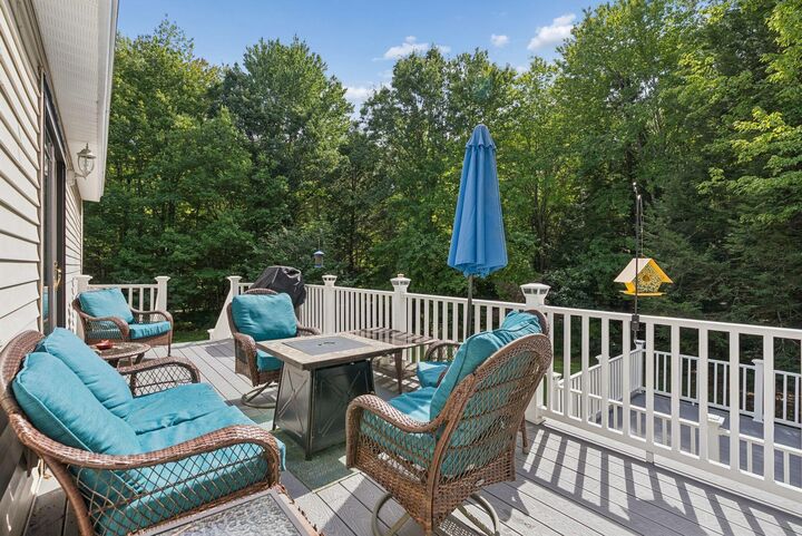 Property Photo:  40 Kayla Drive  ME 04046 