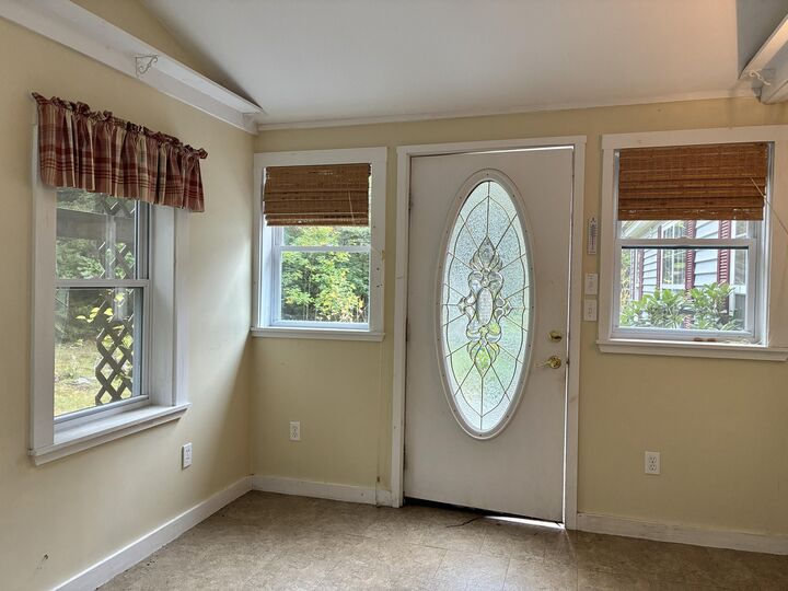 Property Photo: 20 Clawfoot Lane ME 04673