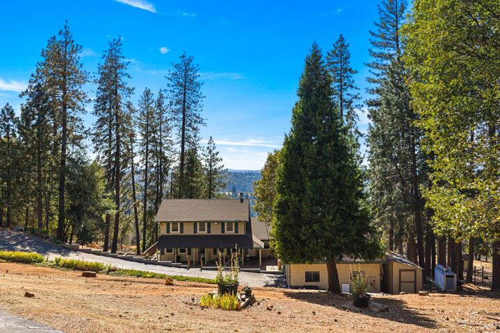 Property Photo:  2550 Tolowa Trail  CA 95667 