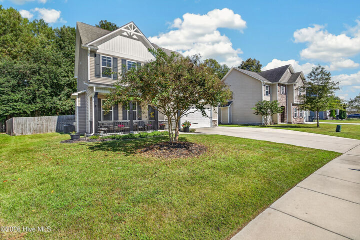 Property Photo:  804 Oleander Street  NC 28540 