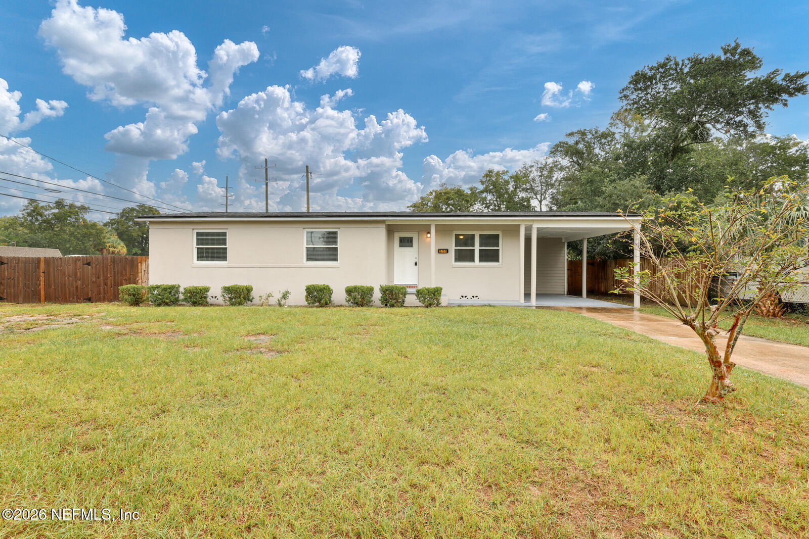 Property Photo:  2751 Lansdowne Drive  FL 32211 