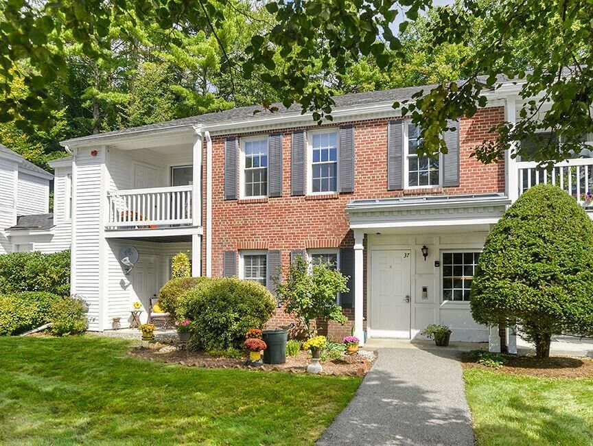 Property Photo: 37 Windsor Court NH 03431