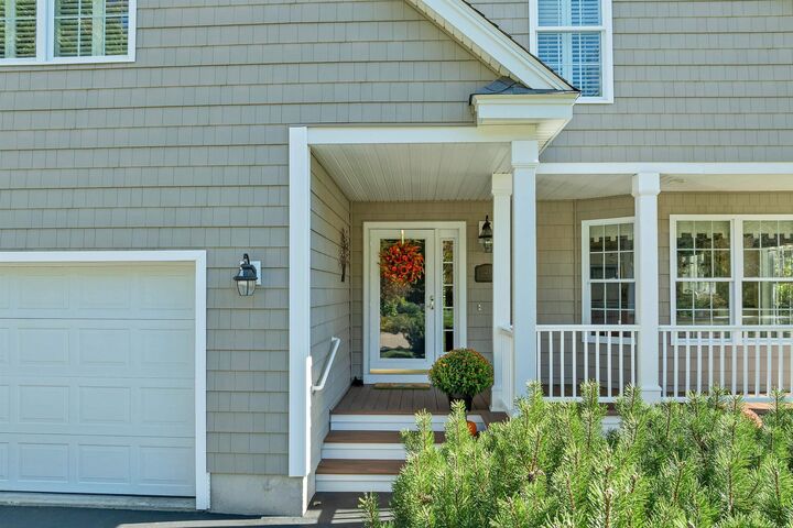 Property Photo:  21 Vineyard Drive  NH 03885 