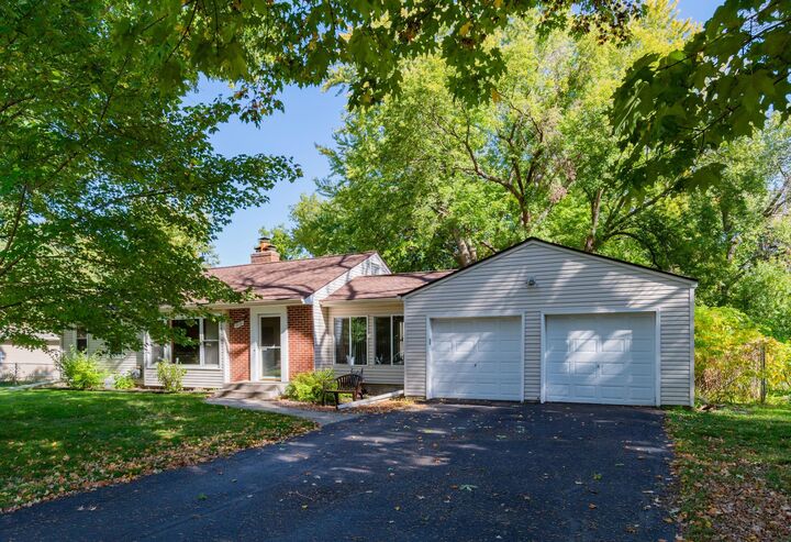 Property Photo:  2650 Nathan Lane N  MN 55441 