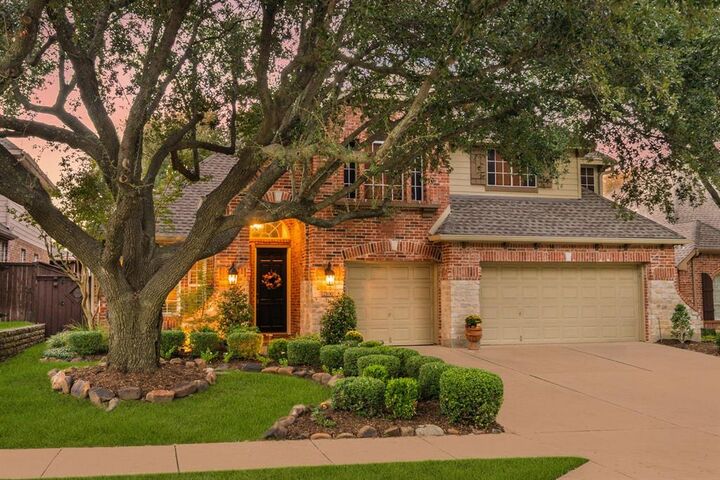Property Photo:  2100 Fleming Drive  TX 75072 