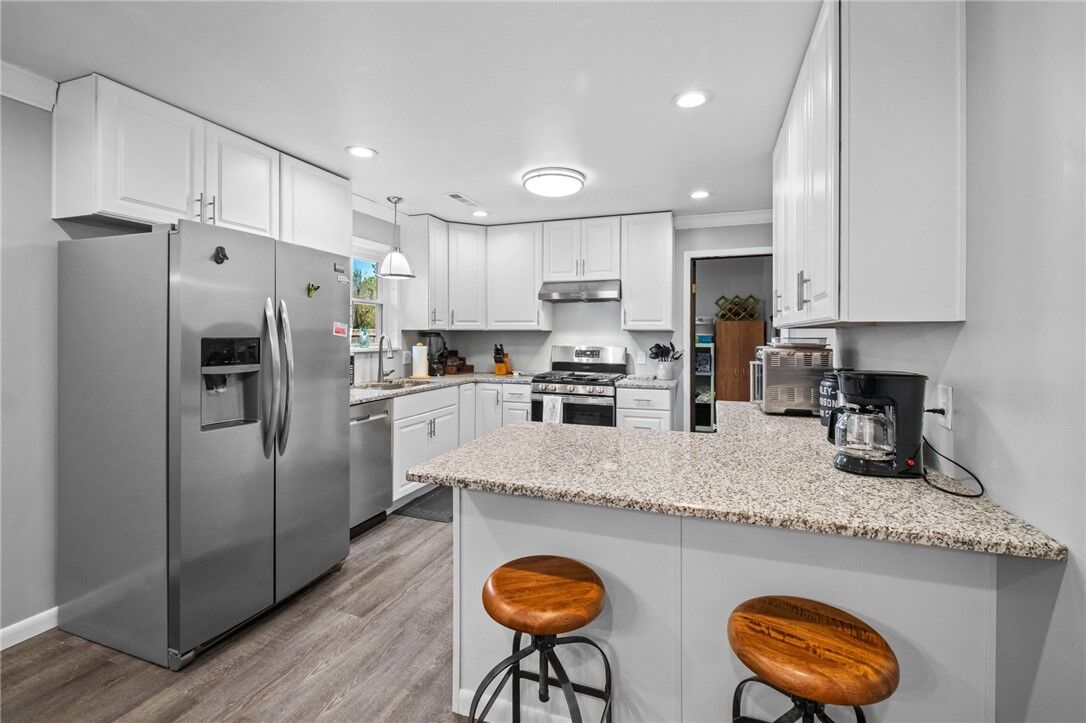 Property Photo:  904 White Road  AR 72762 
