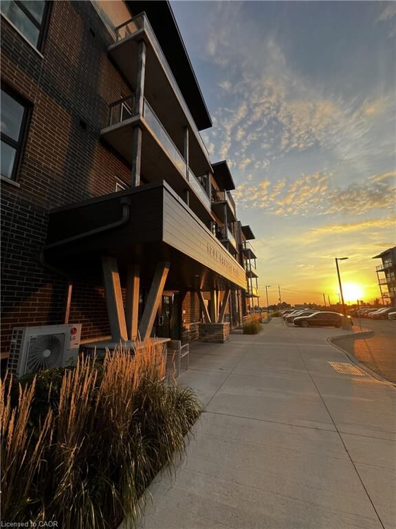 Property Photo:  1201 Lackner Place 210  ON N2A 0L4 
