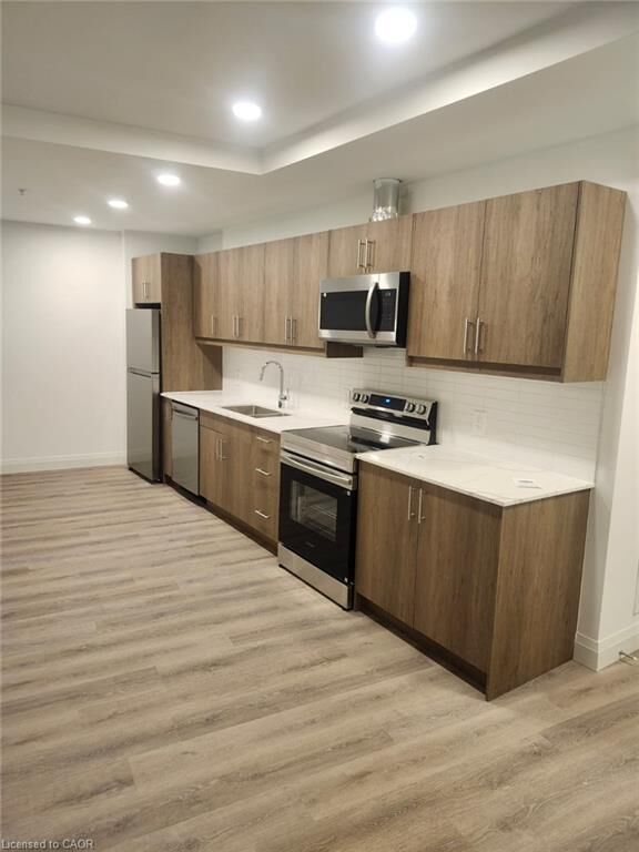 Property Photo: 1333 Weber Street 905 ON N2A 1C2