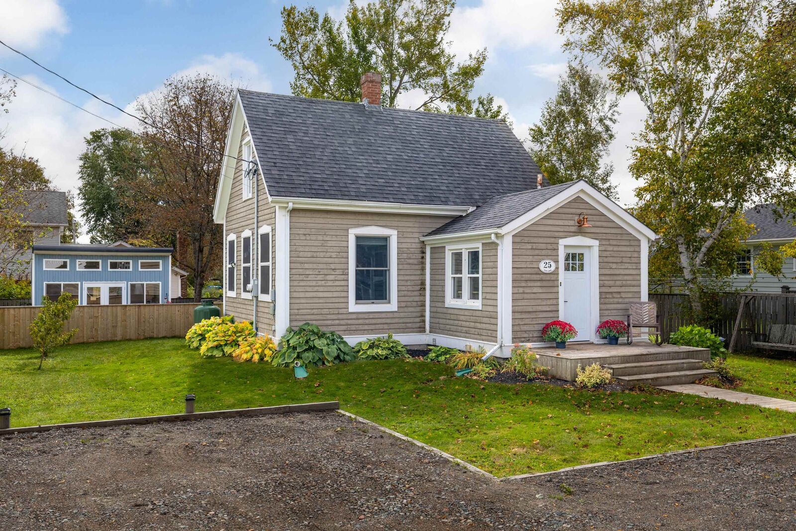 Property Photo:  25 York Lane  PE C1A 2A4 