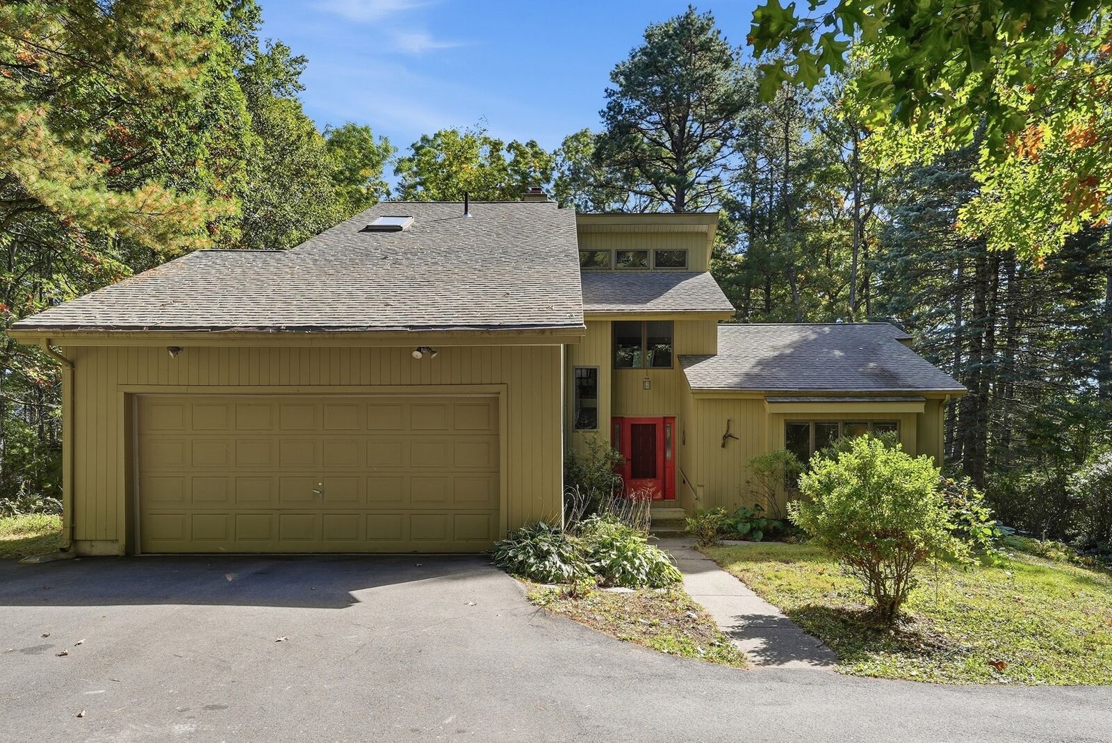 Property Photo:  127 Pleasant St  MA 01073 