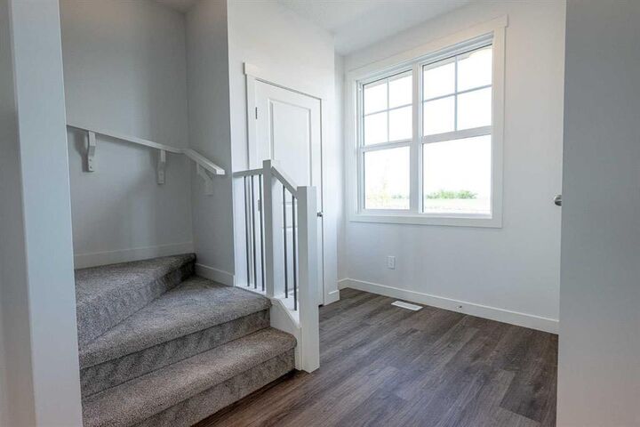 Property Photo:  8625 Copperwood Road  AB T8X 0X8 