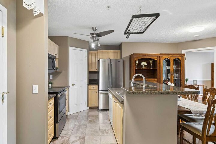 Property Photo:  290 Shawville Way SE 307  AB T2Y 3Z9 