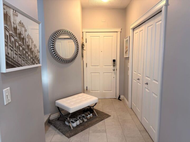 Property Photo:  2411 Erlton Road SW 301  AB T2S 3B9 
