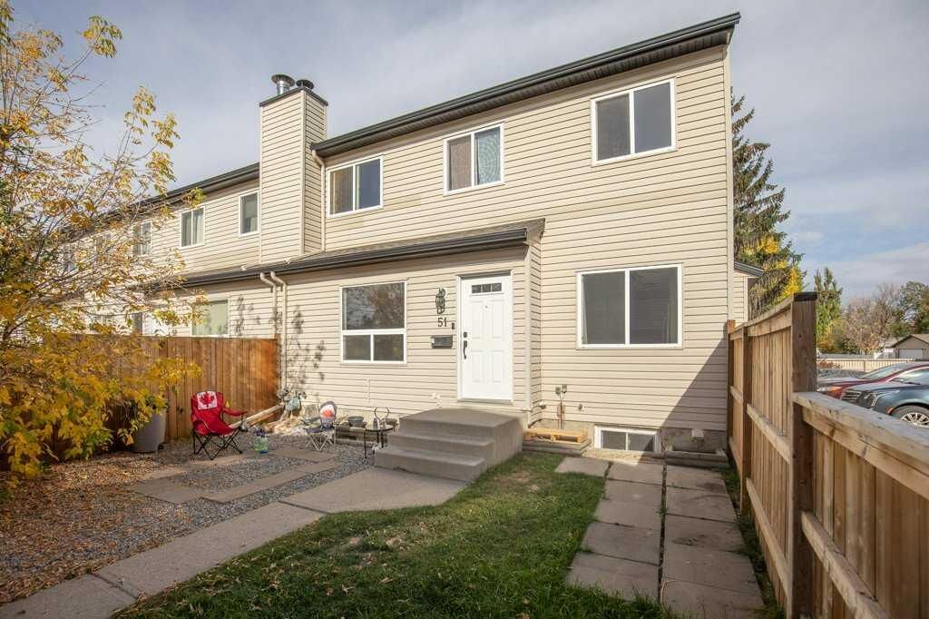 Property Photo:  31 Alford Avenue 51  AB T4R 1G9 
