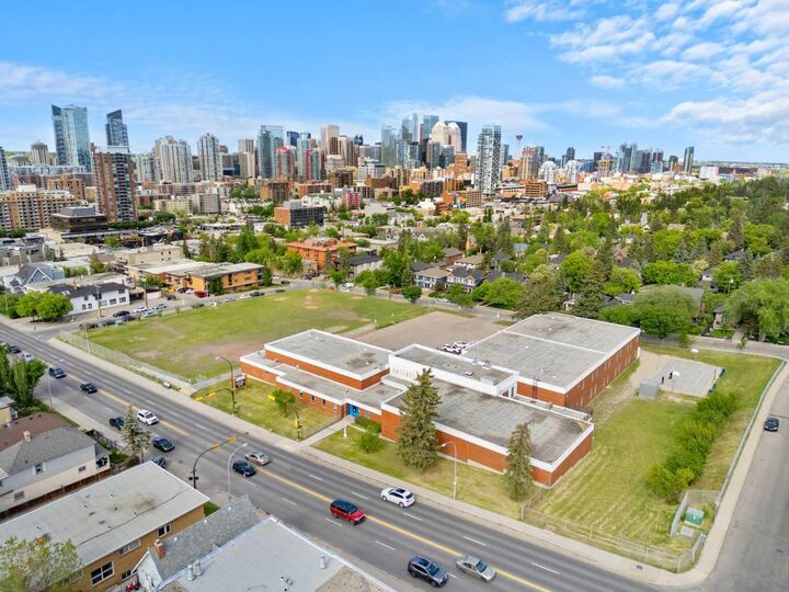 Property Photo:  1513 26 Avenue SW 308  AB T2T 1C4 