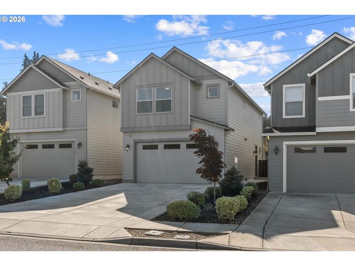 Property Photo:  5723 NE 58th Way  WA 98661 