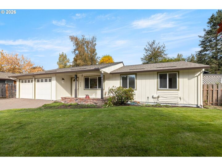 Property Photo:  4495 SE Chelsea St  OR 97222 