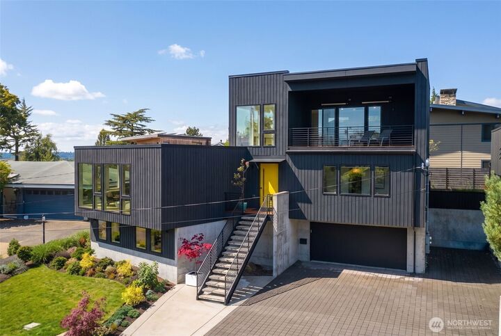 Property Photo:  6203  52nd Avenue S  WA 98118 