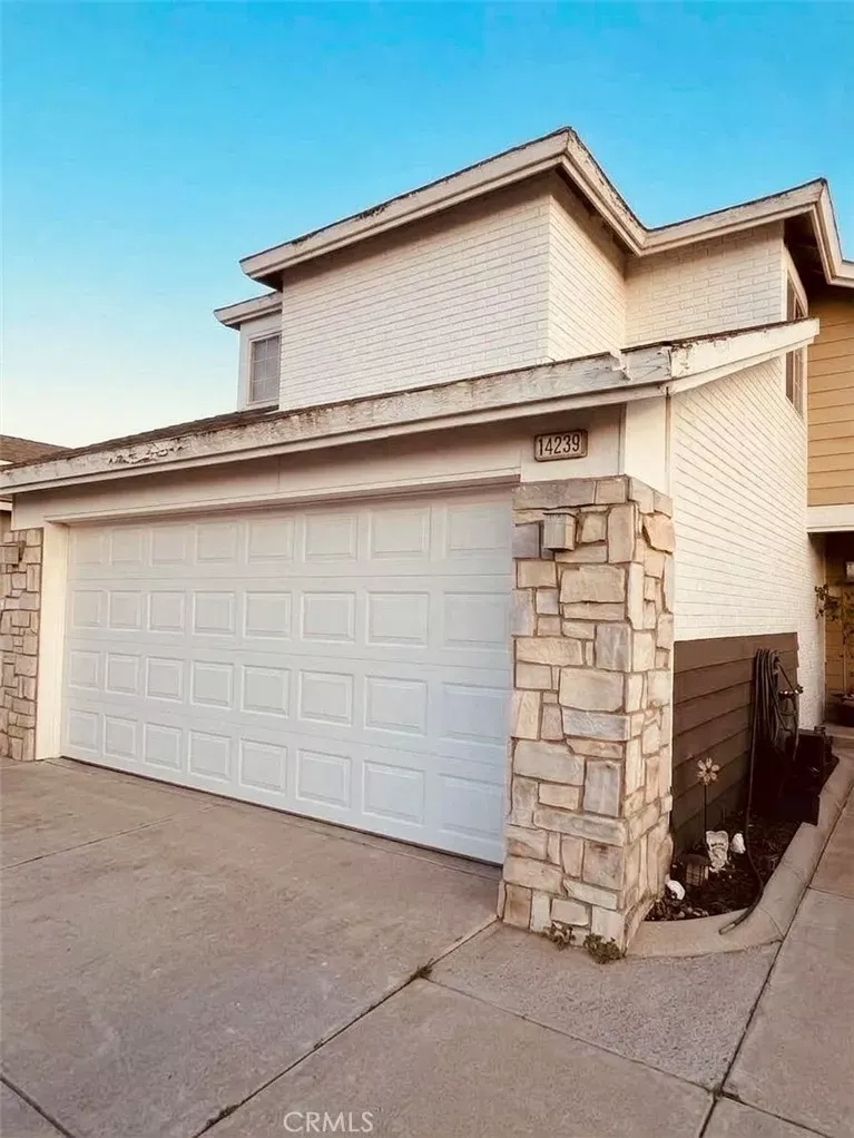Property Photo:  14239 Long View Drive  CA 92337 