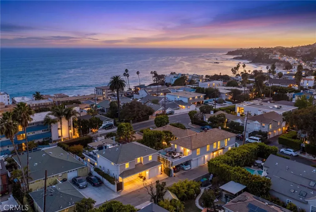 Property Photo:  676 Glenneyre Street  CA 92651 