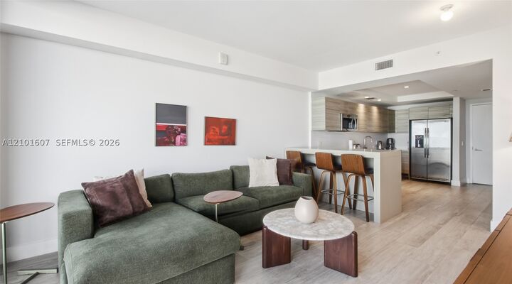 Property Photo:  121 NE 34th St 1106A  FL 33137 