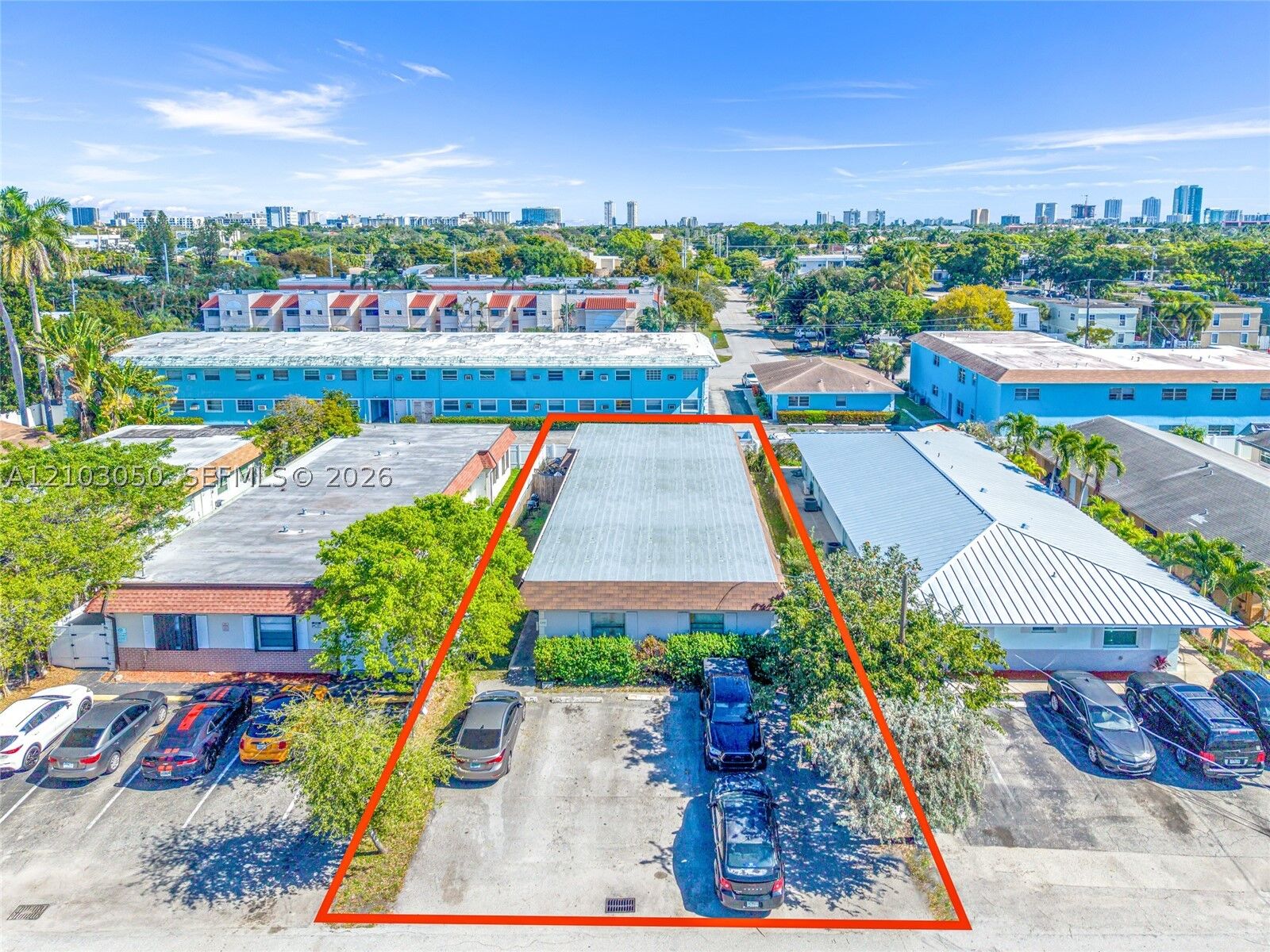 Property Photo:  240 SE 9th Ave  FL 33060 