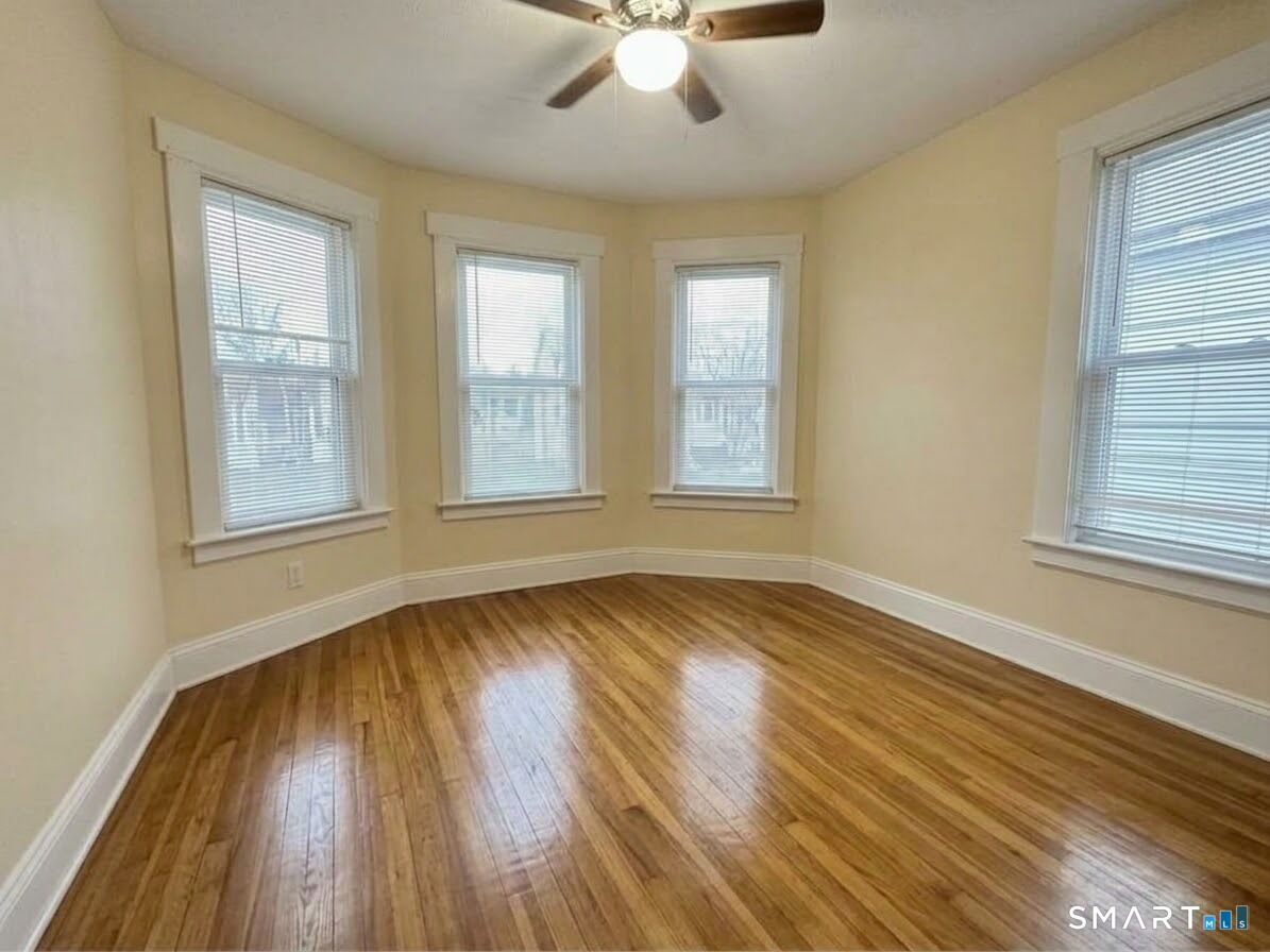 Property Photo:  164 French Street 1  CT 06606 