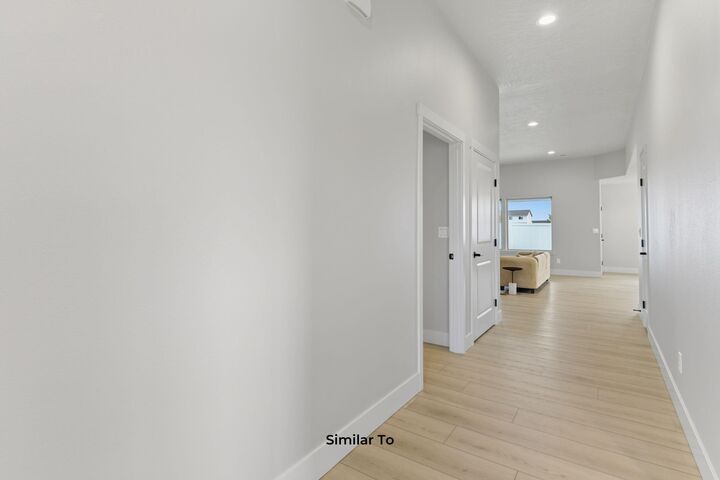 Property Photo:  1429 N High Desert Dr  WA 99006 