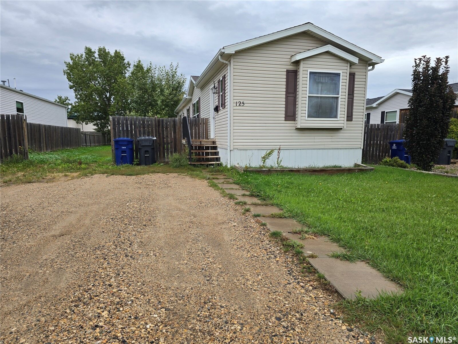 Property Photo:  125 1st Avenue SW  SK S4H 2H9 