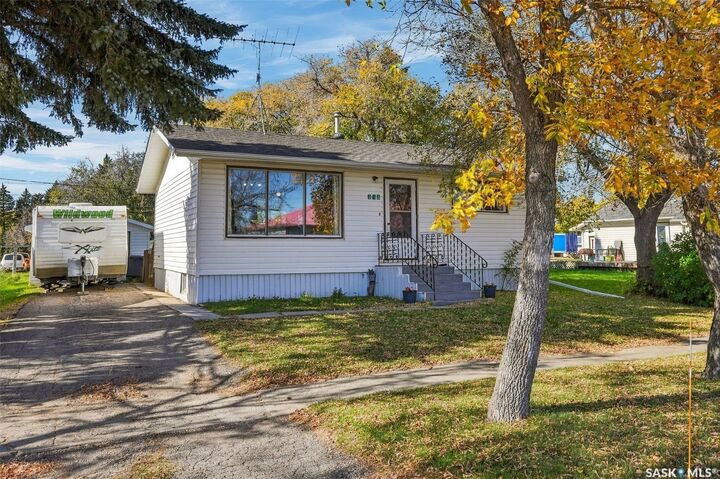 Property Photo:  316 Aberdeen Street  SK S0G 0Y0 