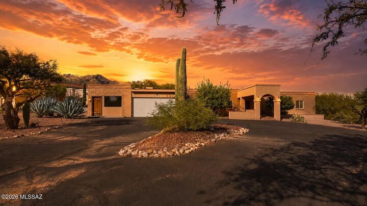 Property Photo:  5620 N Barrasca Avenue  AZ 85750 
